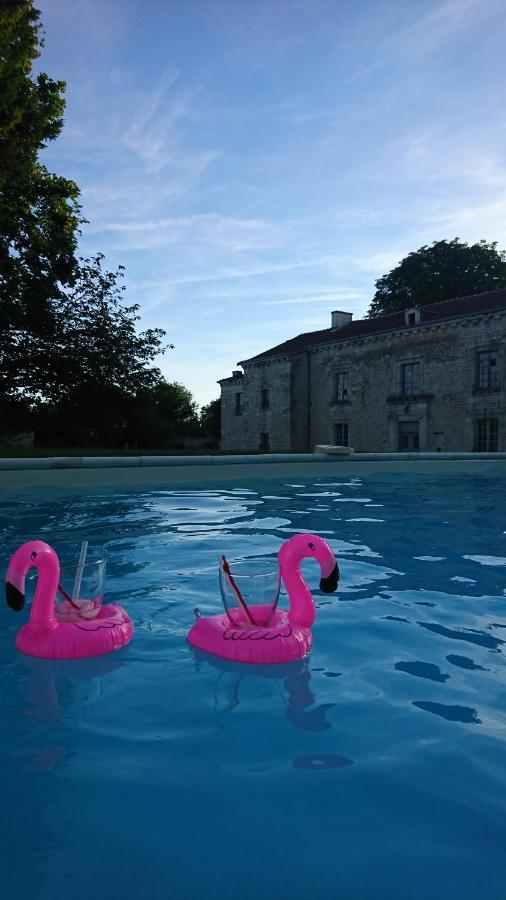 Domaine De Bourgville Monts-sur-Guesnes Eksteriør bilde